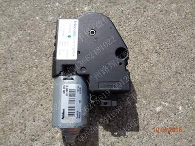 宝马220I天窗电机