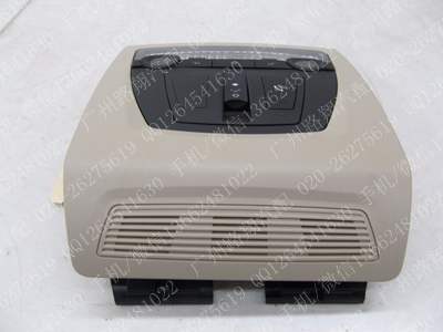 宝马750LI车顶灯