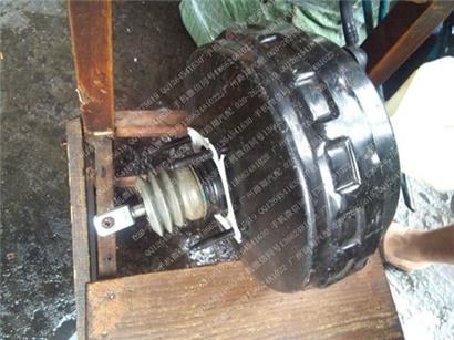 沃尔沃S60刹车真空泵