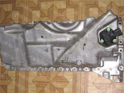 宝马535LI发动机油底壳