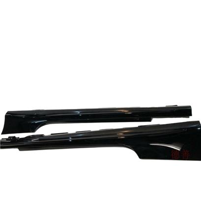 奔驰C300车身护板