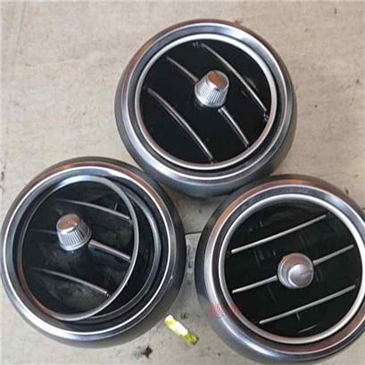 奔驰GLC260出风口