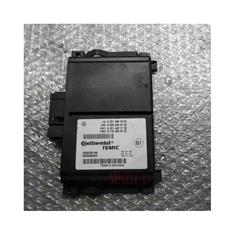 奔驰S500尾箱辅助电脑