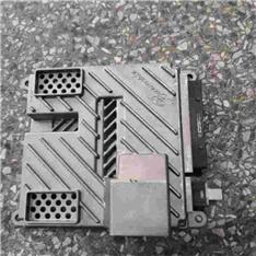 奔驰C200功放-功率放大器-音响系统控制单元